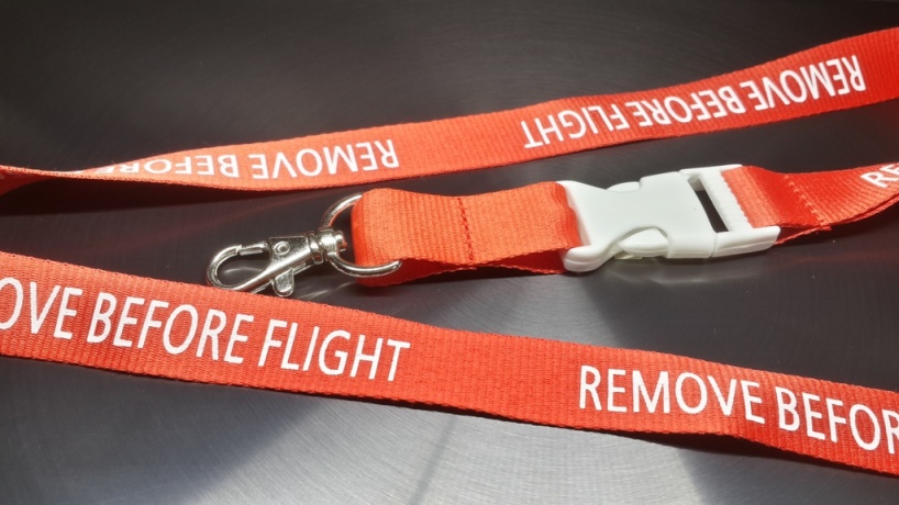 Лента для бейджа Remove Before Flight