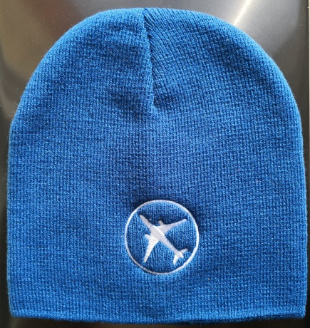 Шапка с самолётом
