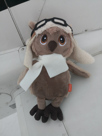 Мягкая игрушка совёнок-авиатор 25 см